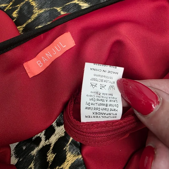 Banjul Pinup Cha Cha Red Off-Shoulder Tie-Front Crop Top with Black Trim - Picture 4 of 4